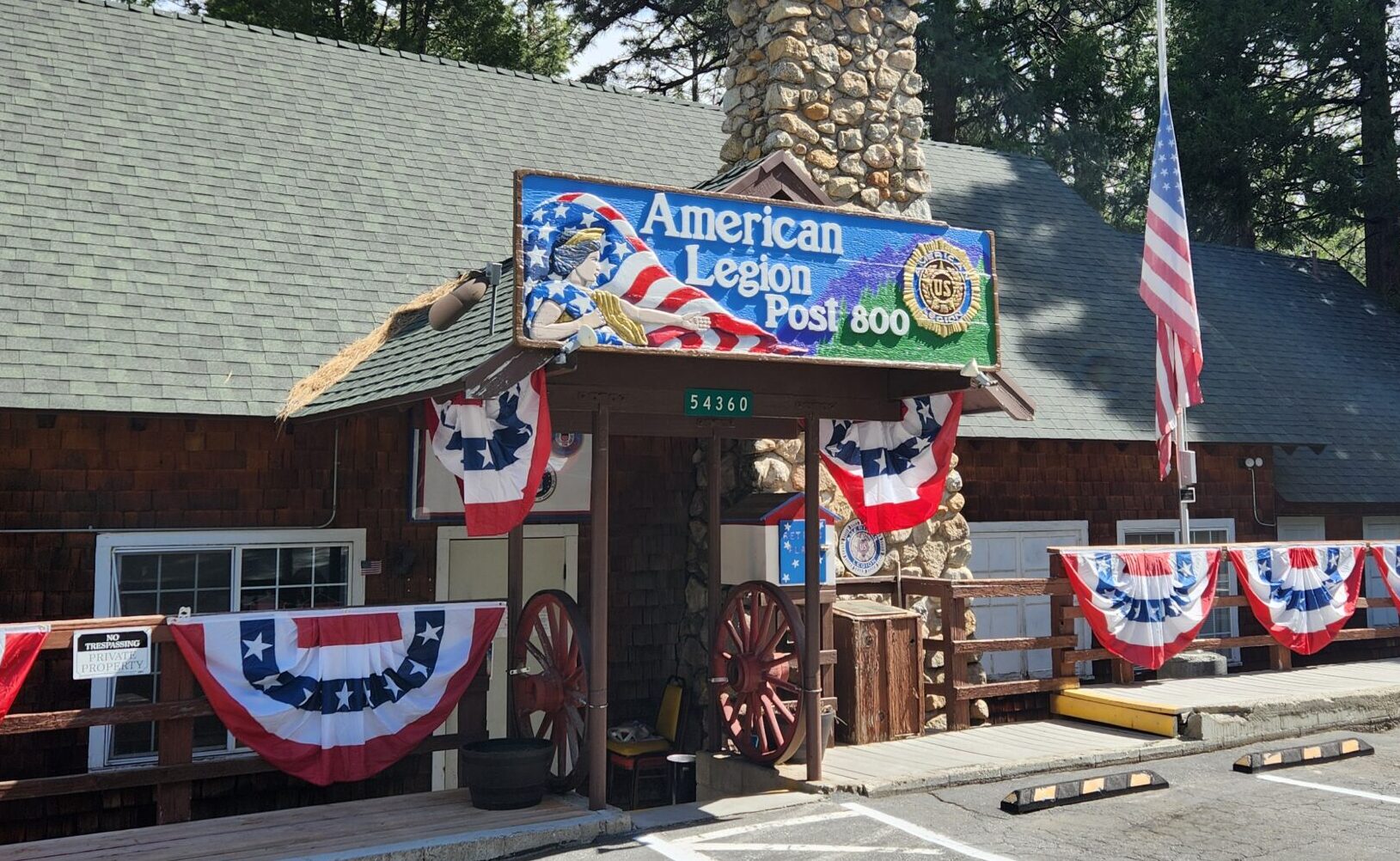 Post 800 Entrance
